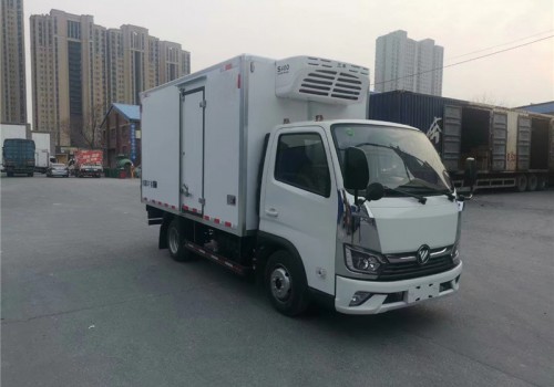 奥铃M卡国六3米7冷藏车