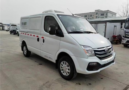 大通V80平顶面包冷藏车（可进地下车库）